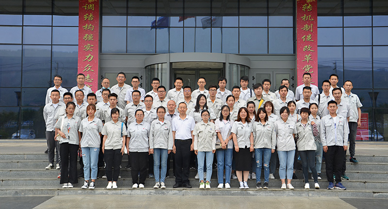 1592447425402465.jpg 培训学员合影留念.JPG